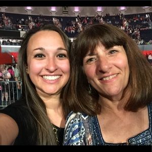 Meet your Posher, Molly